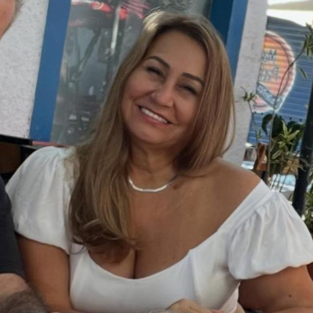 Retrato de Solange Pontes, facilitadora do Método da Leitura dos Sintomas